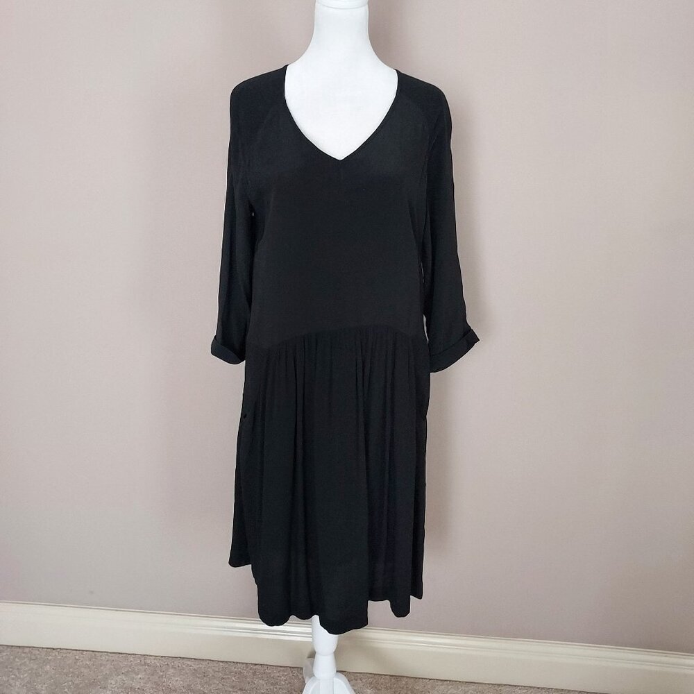 Garnet Hill V-Neck 3/4 Sleeve Pocket Detail Black Midi Dress Size 6 NWOT